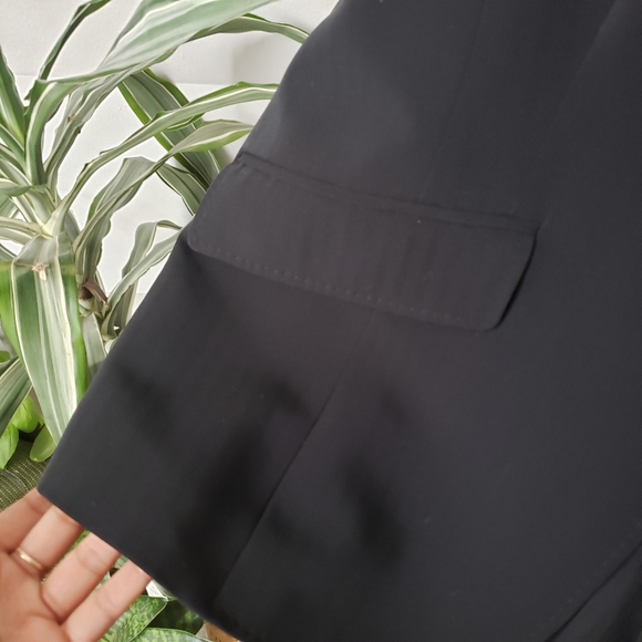 Gerard Darel black on black pinstripe suit - Picture 5 of 6